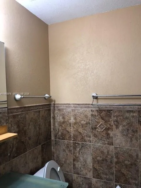 5273 Nw 113th Ave, Doral, Florida 33178, Doral, Florida 33178, 4 Bedrooms Bedrooms, ,2 BathroomsBathrooms,Residential Lease,For Rent,5273 Nw 113th Ave, Doral, Florida 33178,A11980976