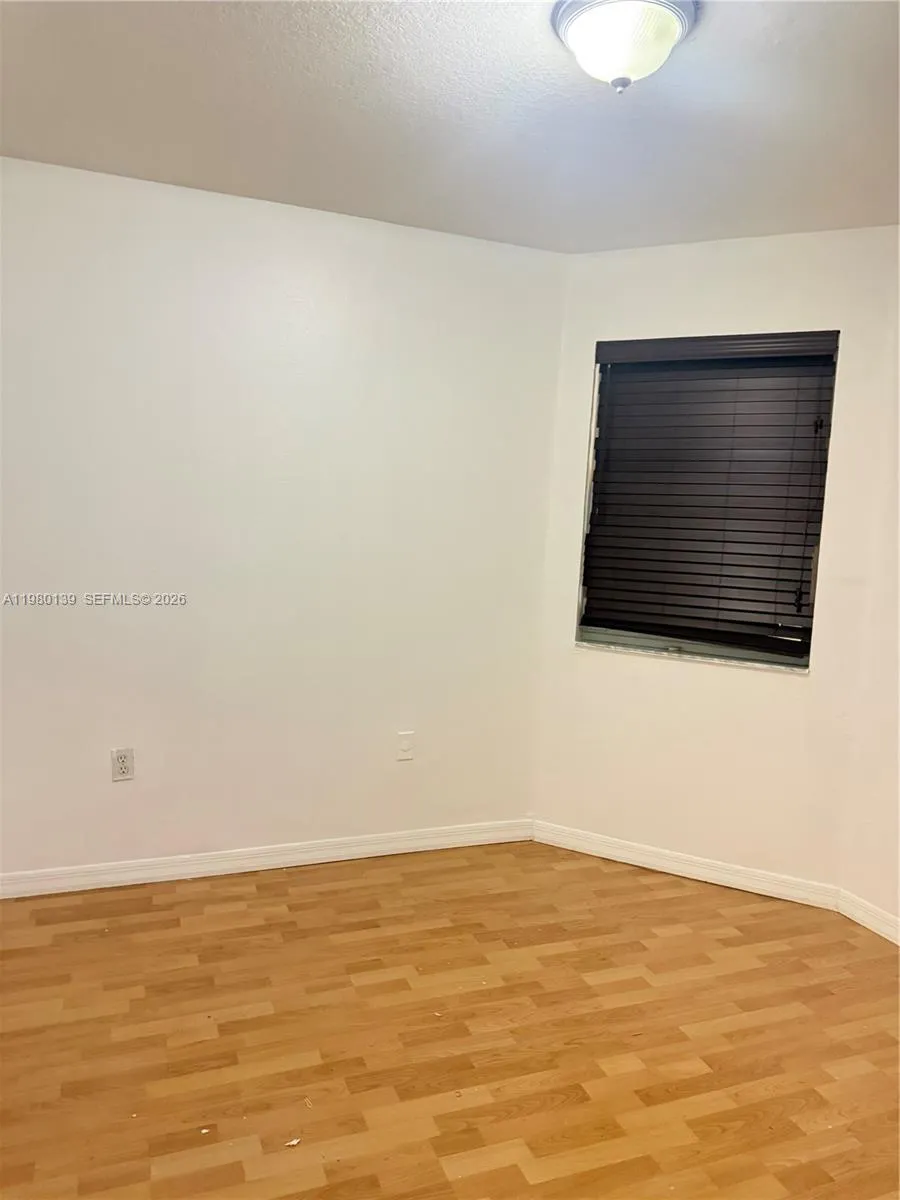 8838 W Flagler St 209, Miami, Florida 33174, Miami, Florida 33174, 3 Bedrooms Bedrooms, ,2 BathroomsBathrooms,Residential Lease,For Rent,8838 W Flagler St 209, Miami, Florida 33174,A11980139