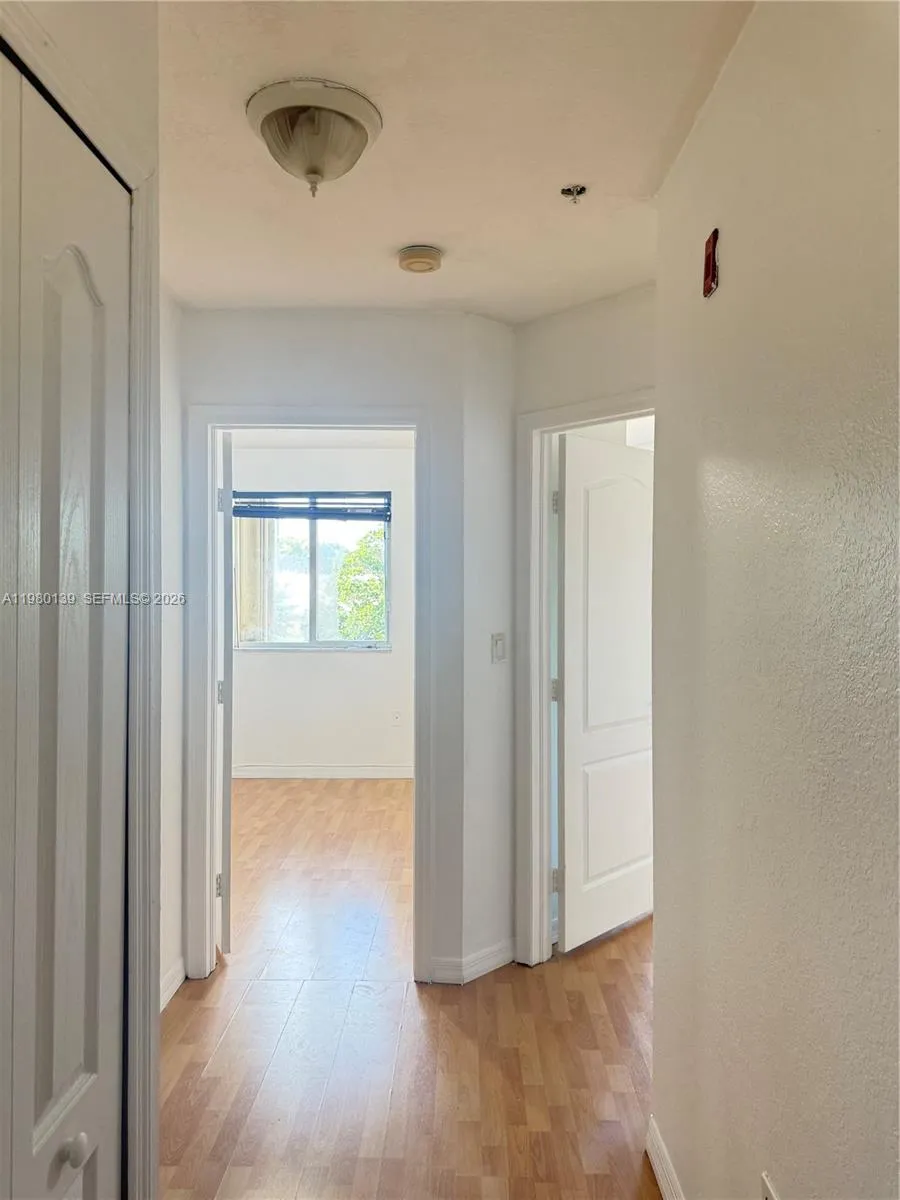 8838 W Flagler St 209, Miami, Florida 33174, Miami, Florida 33174, 3 Bedrooms Bedrooms, ,2 BathroomsBathrooms,Residential Lease,For Rent,8838 W Flagler St 209, Miami, Florida 33174,A11980139