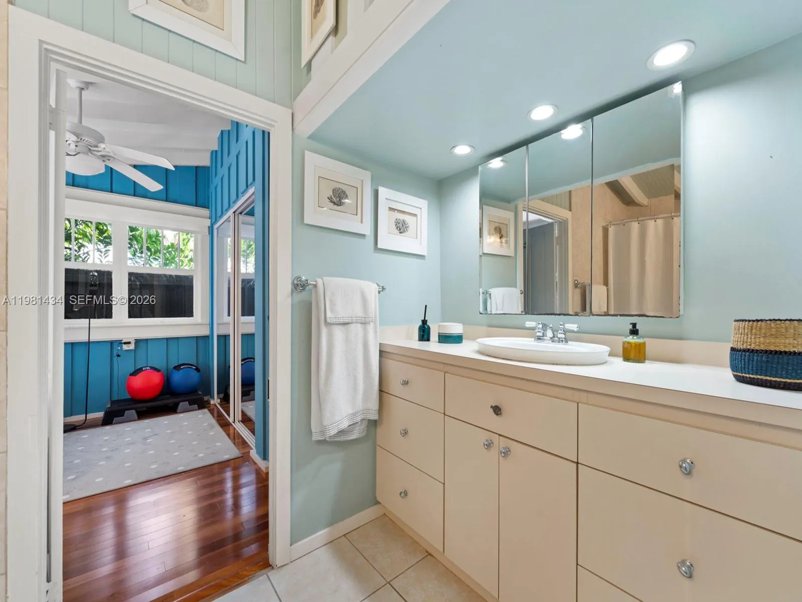 3558 Royal Palm Ave, Miami, Florida 33133, Miami, Florida 33133, 2 Bedrooms Bedrooms, ,1 BathroomBathrooms,Residential,For Sale,3558 Royal Palm Ave, Miami, Florida 33133,A11981434