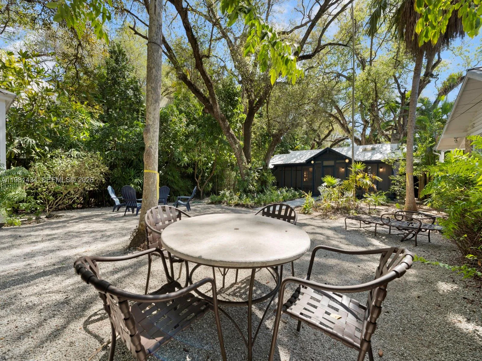 3558 Royal Palm Ave, Miami, Florida 33133, Miami, Florida 33133, 2 Bedrooms Bedrooms, ,1 BathroomBathrooms,Residential,For Sale,3558 Royal Palm Ave, Miami, Florida 33133,A11981434