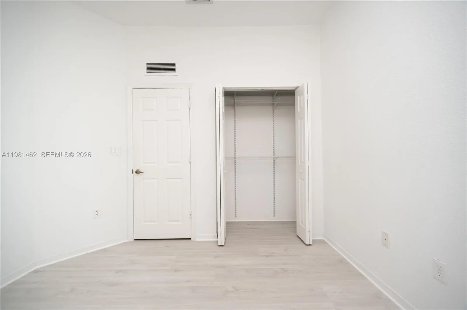 10885 Nw 89th Ter 211, Doral, Florida 33178, Doral, Florida 33178, 3 Bedrooms Bedrooms, ,2 BathroomsBathrooms,Residential Lease,For Rent,10885 Nw 89th Ter 211, Doral, Florida 33178,A11981462