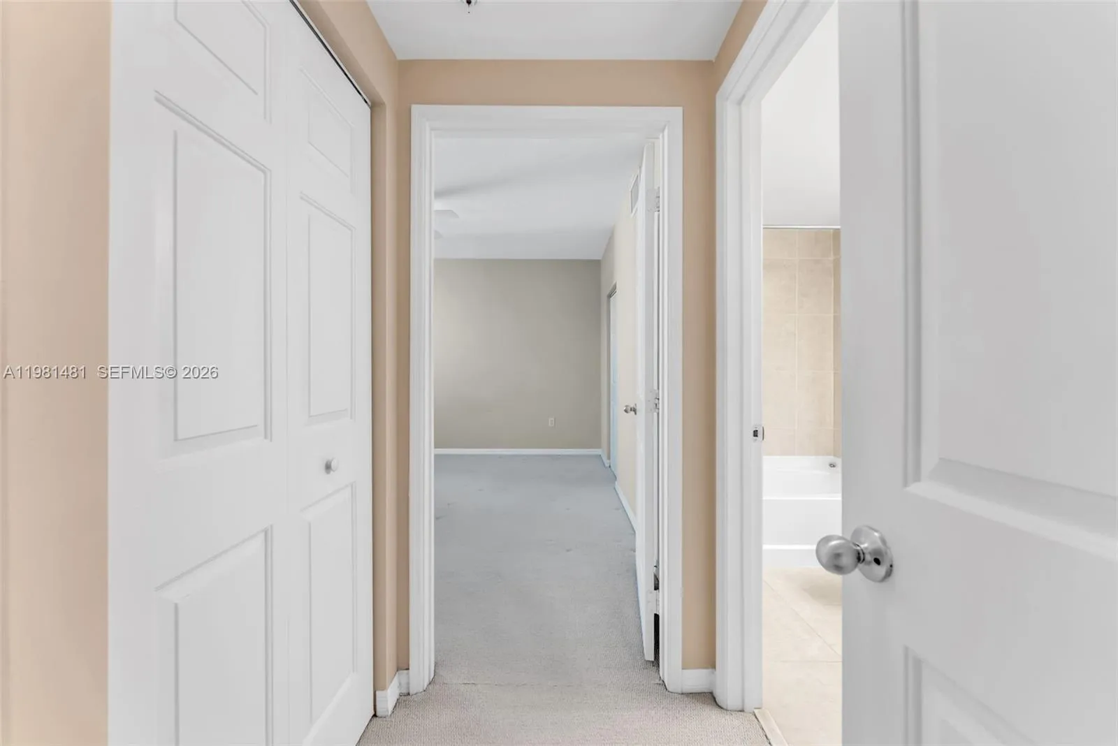 2421 Ne 65th St 403, Fort Lauderdale, Florida 3330, Fort Lauderdale, Florida 33308, 2 Bedrooms Bedrooms, ,2 BathroomsBathrooms,Residential,For Sale,2421 Ne 65th St 403, Fort Lauderdale, Florida 3330,A11981481