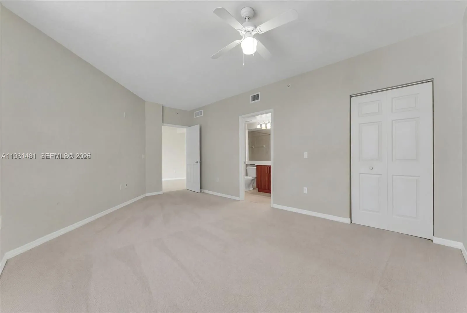 2421 Ne 65th St 403, Fort Lauderdale, Florida 3330, Fort Lauderdale, Florida 33308, 2 Bedrooms Bedrooms, ,2 BathroomsBathrooms,Residential,For Sale,2421 Ne 65th St 403, Fort Lauderdale, Florida 3330,A11981481