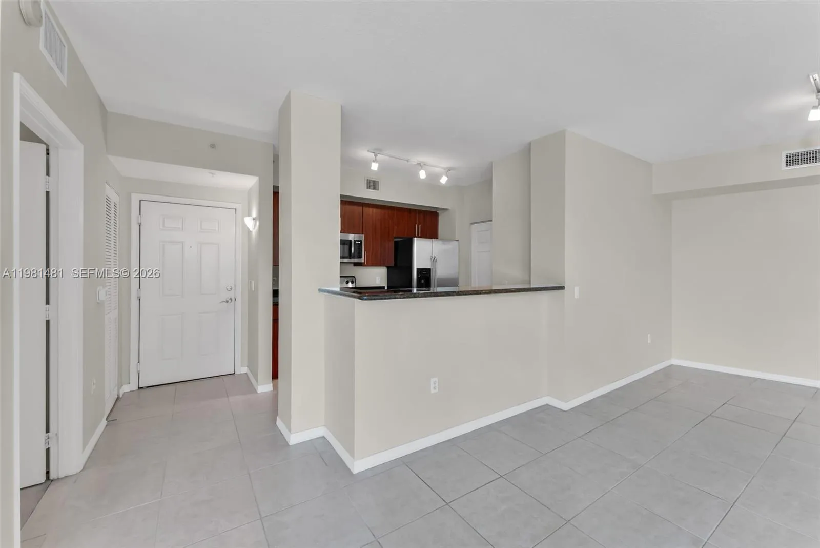 2421 Ne 65th St 403, Fort Lauderdale, Florida 3330, Fort Lauderdale, Florida 33308, 2 Bedrooms Bedrooms, ,2 BathroomsBathrooms,Residential,For Sale,2421 Ne 65th St 403, Fort Lauderdale, Florida 3330,A11981481