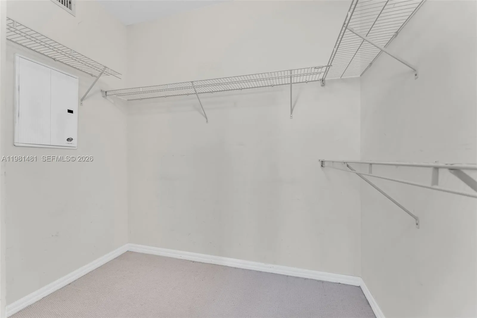 2421 Ne 65th St 403, Fort Lauderdale, Florida 3330, Fort Lauderdale, Florida 33308, 2 Bedrooms Bedrooms, ,2 BathroomsBathrooms,Residential,For Sale,2421 Ne 65th St 403, Fort Lauderdale, Florida 3330,A11981481