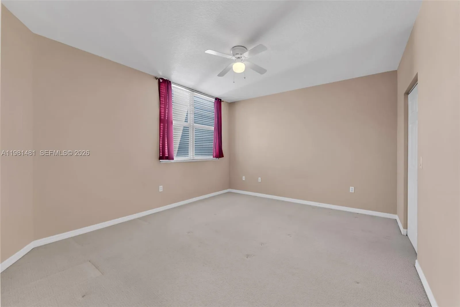 2421 Ne 65th St 403, Fort Lauderdale, Florida 3330, Fort Lauderdale, Florida 33308, 2 Bedrooms Bedrooms, ,2 BathroomsBathrooms,Residential,For Sale,2421 Ne 65th St 403, Fort Lauderdale, Florida 3330,A11981481