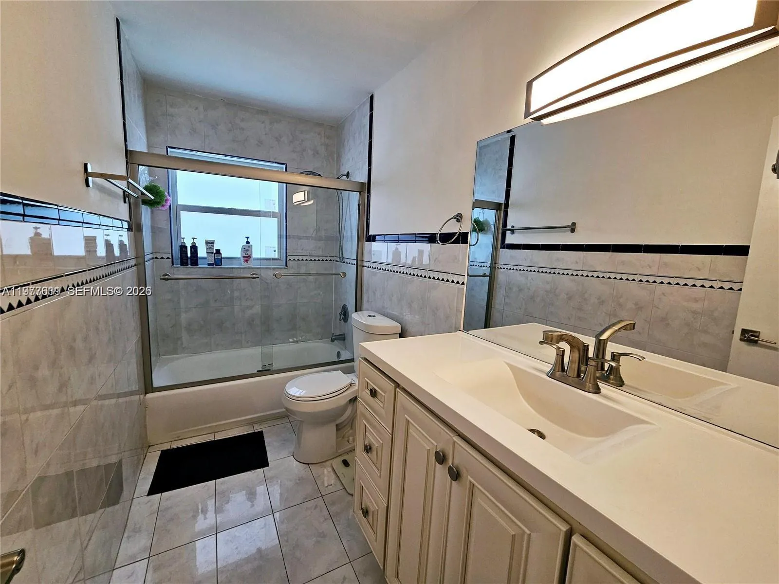 13217 Sw 9th Ln 1, Miami, Florida 33184, Miami, Florida 33184, 3 Bedrooms Bedrooms, ,2 BathroomsBathrooms,Residential Lease,For Rent,13217 Sw 9th Ln 1, Miami, Florida 33184,A11977631