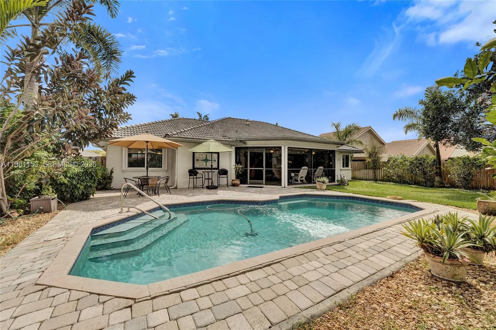 1741 W Oak Knoll Cir, Davie, Florida 33324, Davie, Florida 33324, 3 Bedrooms Bedrooms, ,2 BathroomsBathrooms,Residential,For Sale,1741 W Oak Knoll Cir, Davie, Florida 33324,A11981153