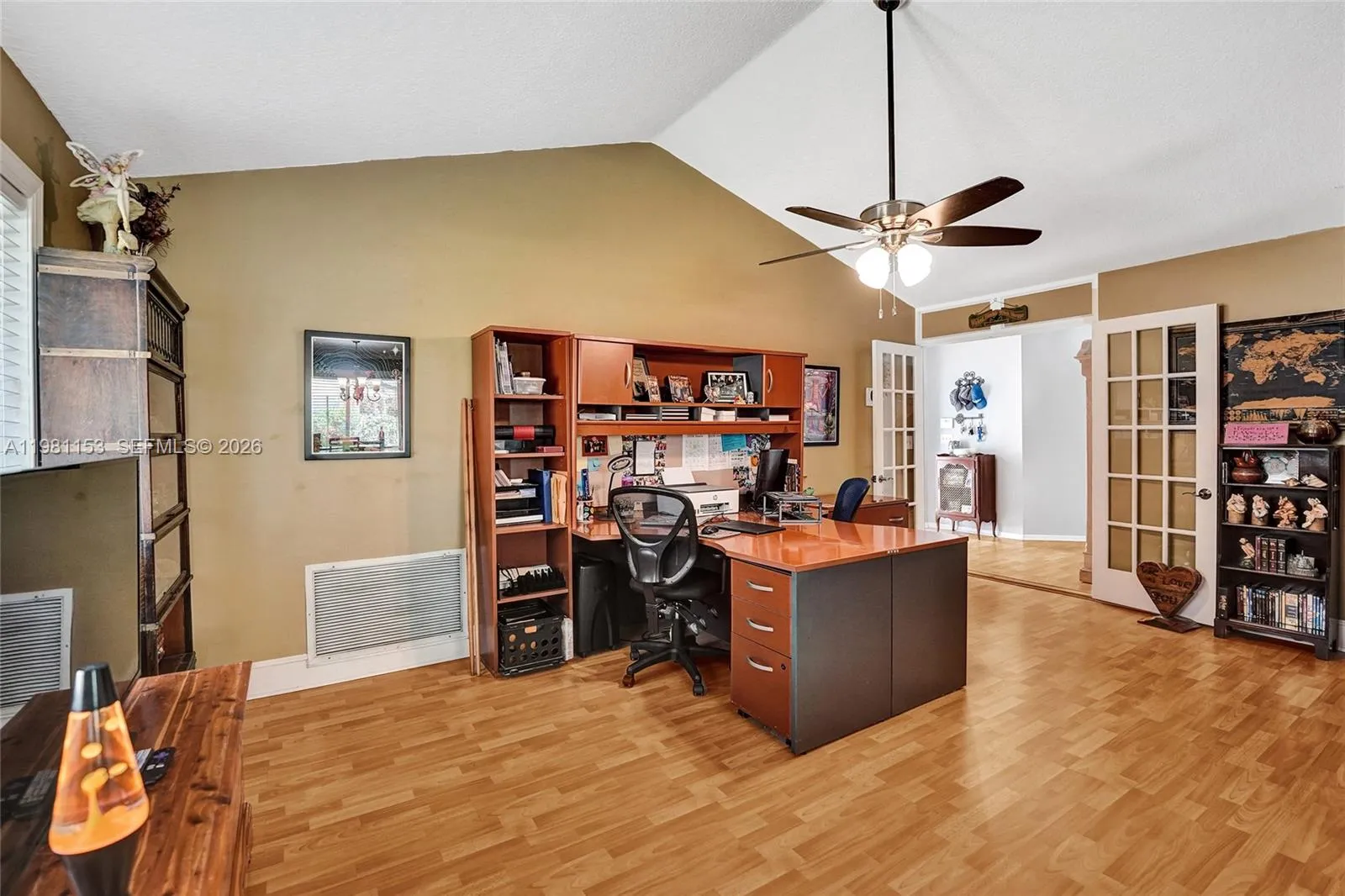 1741 W Oak Knoll Cir, Davie, Florida 33324, Davie, Florida 33324, 3 Bedrooms Bedrooms, ,2 BathroomsBathrooms,Residential,For Sale,1741 W Oak Knoll Cir, Davie, Florida 33324,A11981153