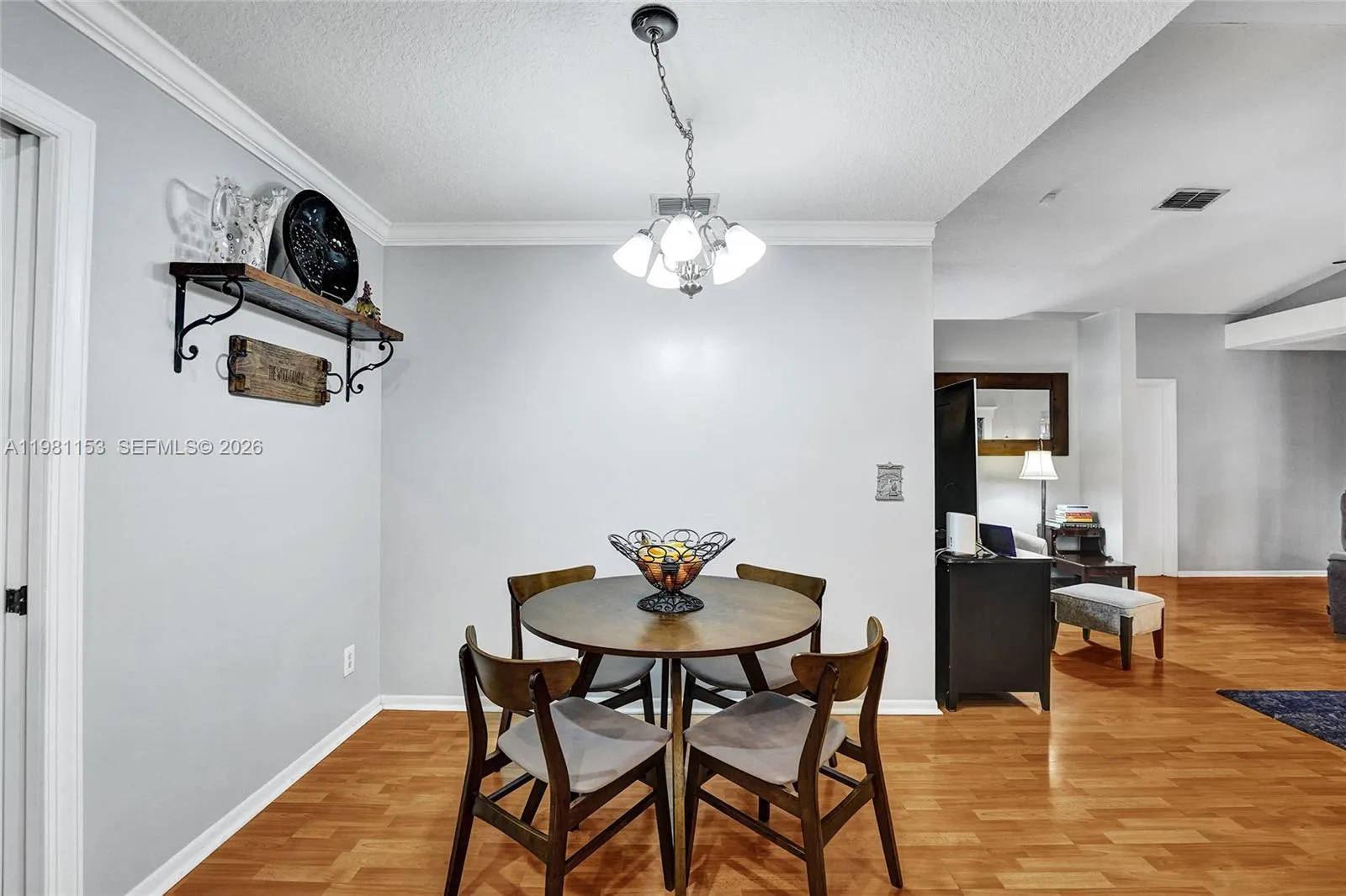 1741 W Oak Knoll Cir, Davie, Florida 33324, Davie, Florida 33324, 3 Bedrooms Bedrooms, ,2 BathroomsBathrooms,Residential,For Sale,1741 W Oak Knoll Cir, Davie, Florida 33324,A11981153