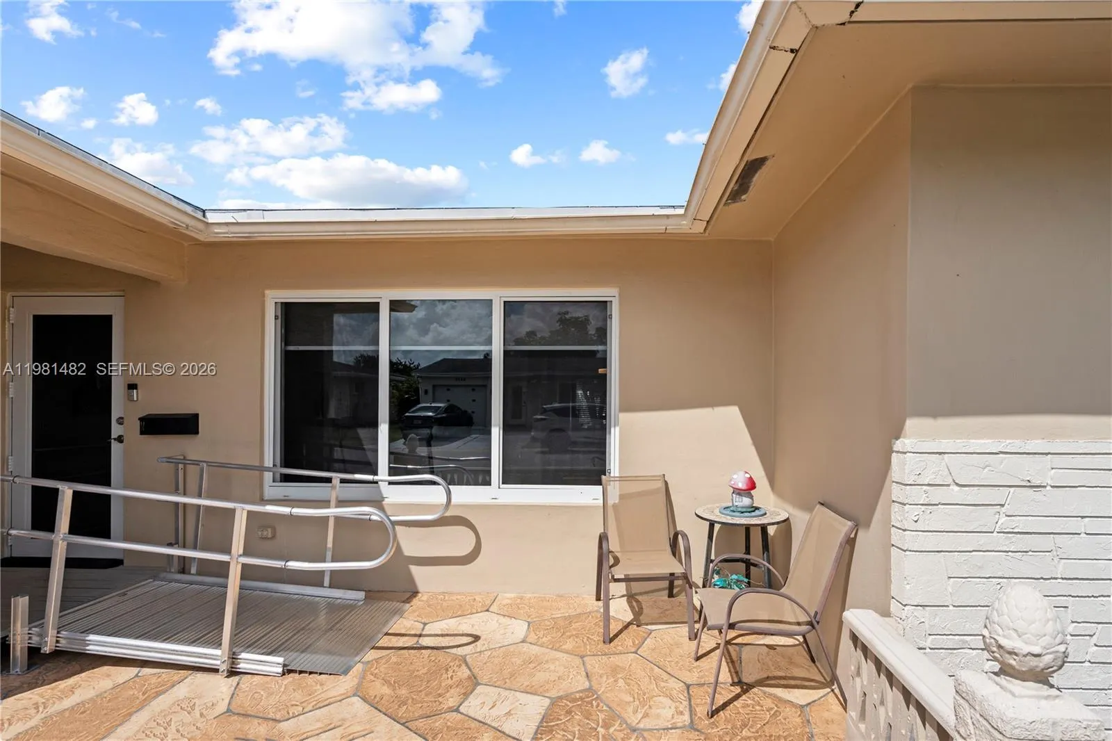 6945 Nw 17th St, Margate, Florida 33063, Margate, Florida 33063, 2 Bedrooms Bedrooms, ,2 BathroomsBathrooms,Residential,For Sale,6945 Nw 17th St, Margate, Florida 33063,A11981482
