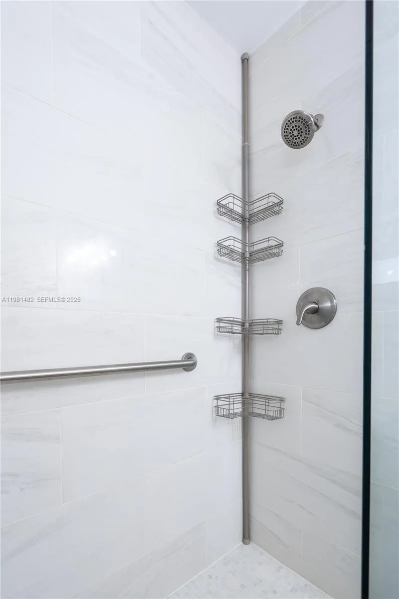 6945 Nw 17th St, Margate, Florida 33063, Margate, Florida 33063, 2 Bedrooms Bedrooms, ,2 BathroomsBathrooms,Residential,For Sale,6945 Nw 17th St, Margate, Florida 33063,A11981482