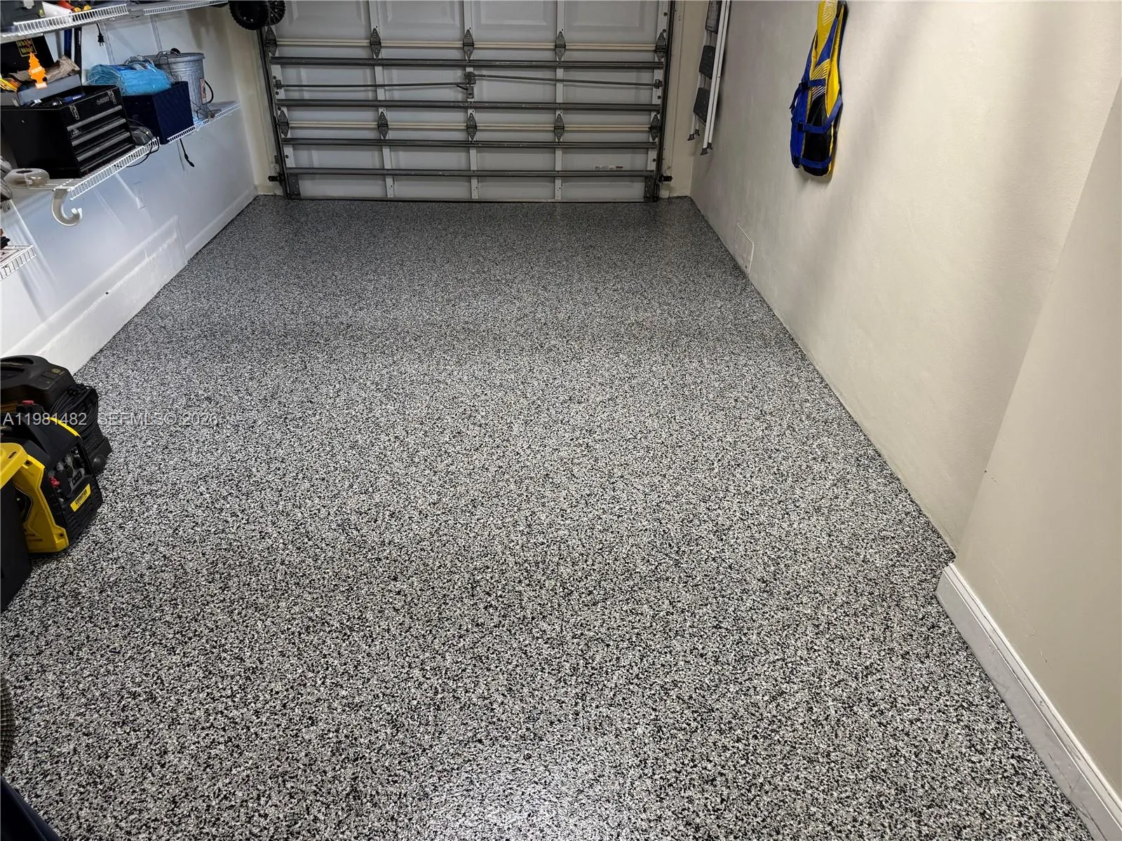 6945 Nw 17th St, Margate, Florida 33063, Margate, Florida 33063, 2 Bedrooms Bedrooms, ,2 BathroomsBathrooms,Residential,For Sale,6945 Nw 17th St, Margate, Florida 33063,A11981482