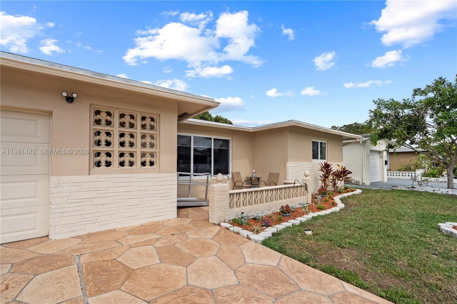 6945 Nw 17th St, Margate, Florida 33063, Margate, Florida 33063, 2 Bedrooms Bedrooms, ,2 BathroomsBathrooms,Residential,For Sale,6945 Nw 17th St, Margate, Florida 33063,A11981482