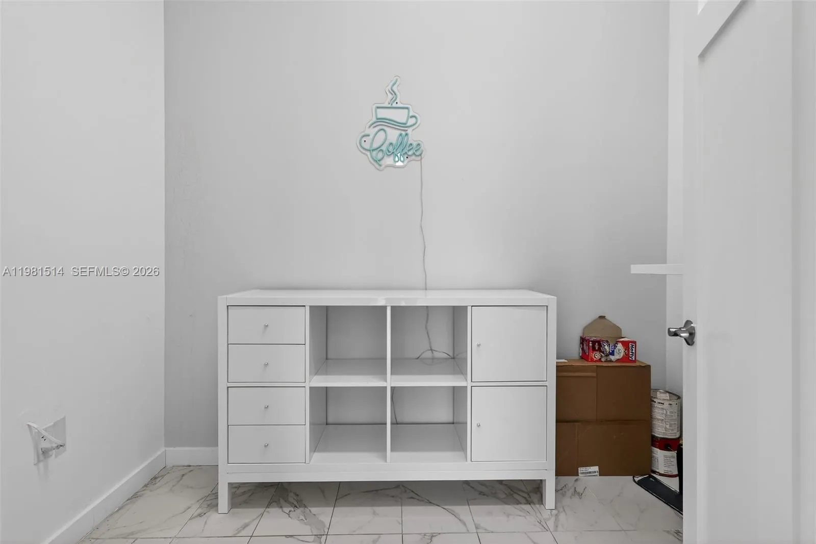 20200 W Dixie Hwy 901 Hwy, Miami, Florida 33180, Miami, Florida 33180, ,Commercial Sale,For Sale,20200 W Dixie Hwy 901 Hwy, Miami, Florida 33180,A11981514