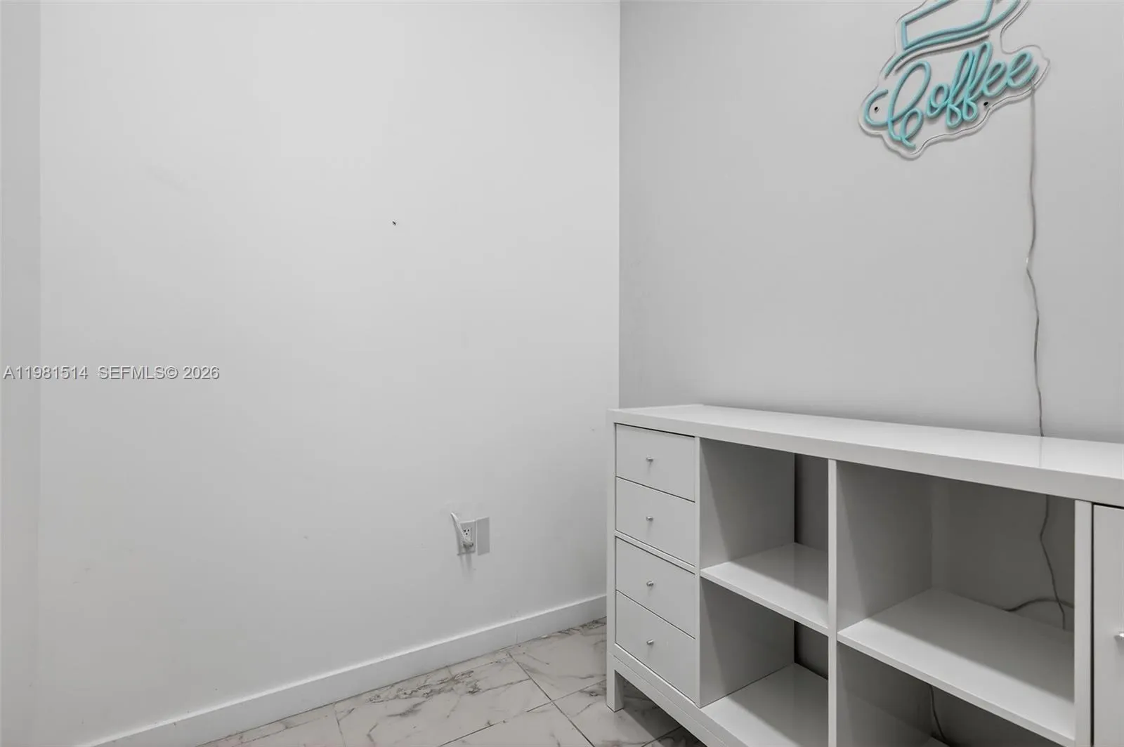 20200 W Dixie Hwy 901 Hwy, Miami, Florida 33180, Miami, Florida 33180, ,Commercial Sale,For Sale,20200 W Dixie Hwy 901 Hwy, Miami, Florida 33180,A11981514