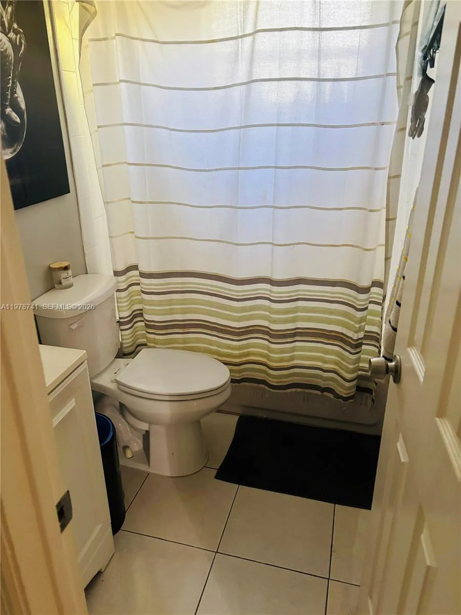 355 Nw 32nd St 1-6, Oakland Park, Florida 33309, Oakland Park, Florida 33309, ,Commercial Sale,For Sale,355 Nw 32nd St 1-6, Oakland Park, Florida 33309,A11978741
