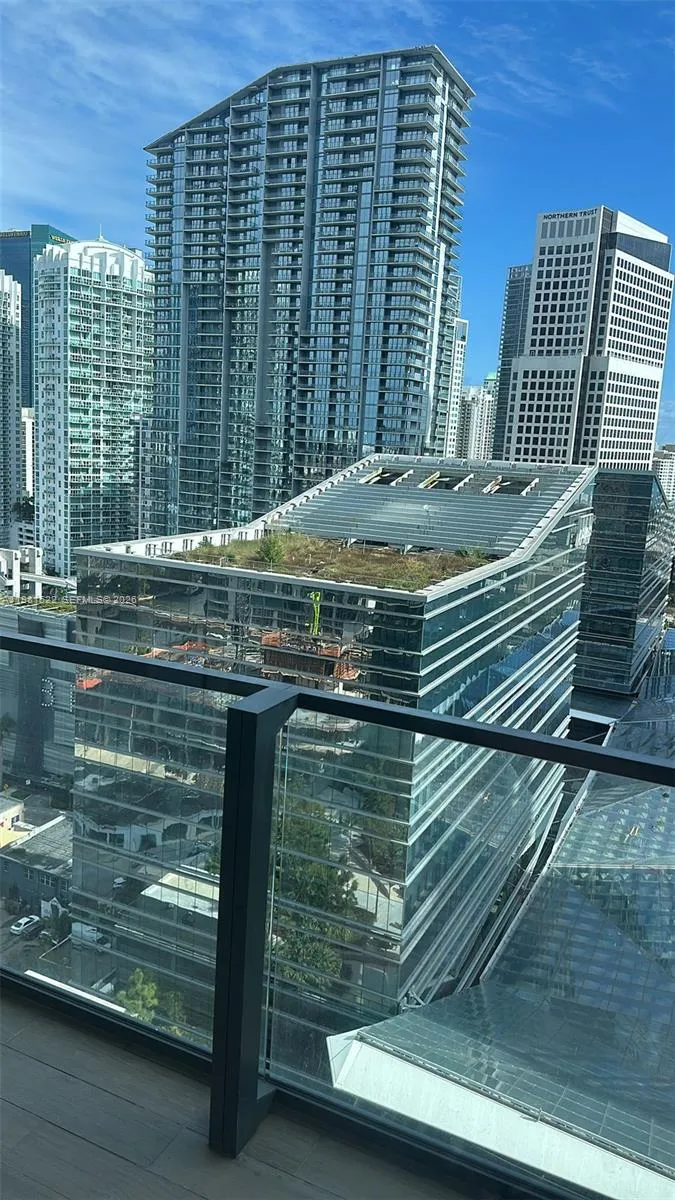 88 Sw 7th St 2005, Miami, Florida 33130, Miami, Florida 33130, 2 Bedrooms Bedrooms, ,2 BathroomsBathrooms,Residential,For Sale,88 Sw 7th St 2005, Miami, Florida 33130,A11981522