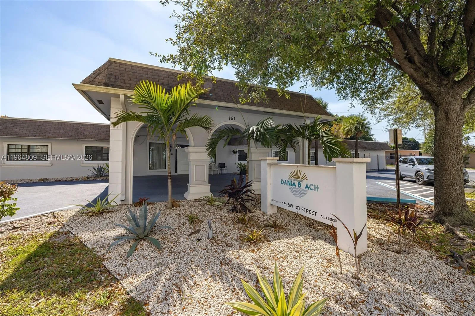 151 Sw 1st St, Dania Beach, Florida 33004, Dania Beach, Florida 33004, ,Commercial Lease,For Rent,151 Sw 1st St, Dania Beach, Florida 33004,A11964809