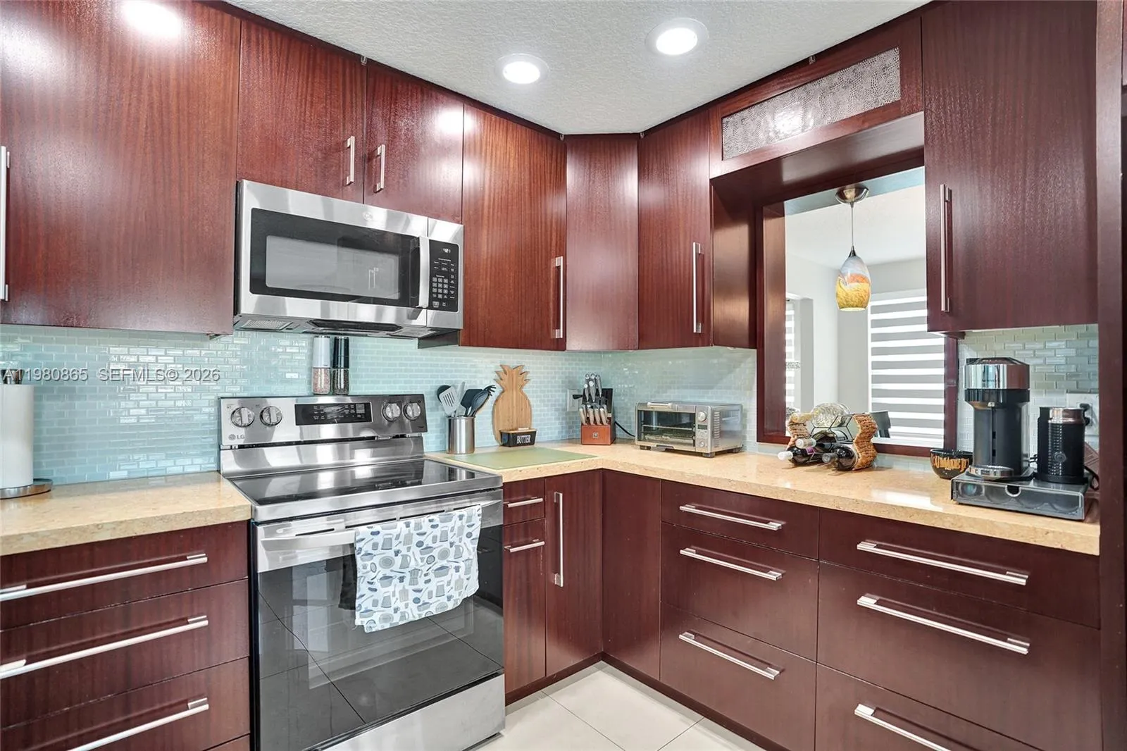 13901 Appalachian Trl, Davie, Florida 33325, Davie, Florida 33325, 4 Bedrooms Bedrooms, ,2 BathroomsBathrooms,Residential,For Sale,13901 Appalachian Trl, Davie, Florida 33325,A11980865