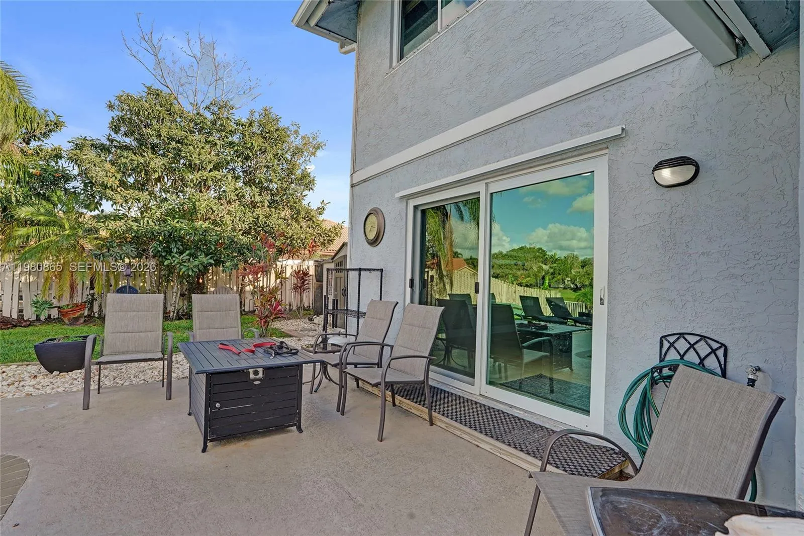 13901 Appalachian Trl, Davie, Florida 33325, Davie, Florida 33325, 4 Bedrooms Bedrooms, ,2 BathroomsBathrooms,Residential,For Sale,13901 Appalachian Trl, Davie, Florida 33325,A11980865