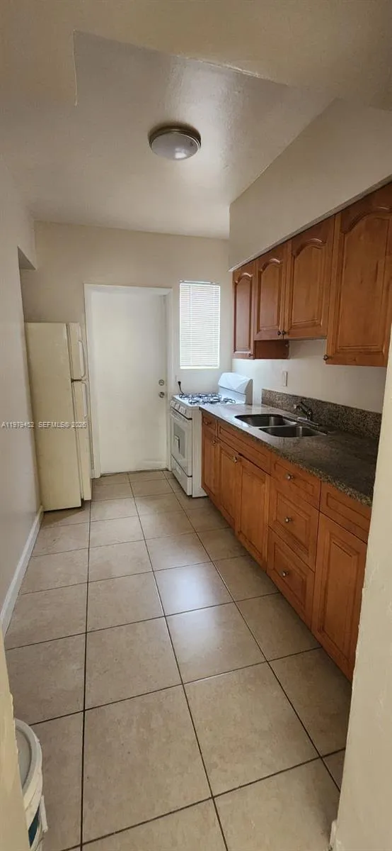 736 83rd St 1, Miami Beach, Florida 33141, Miami Beach, Florida 33141, 3 Bedrooms Bedrooms, ,1 BathroomBathrooms,Residential Lease,For Rent,736 83rd St 1, Miami Beach, Florida 33141,A11979452