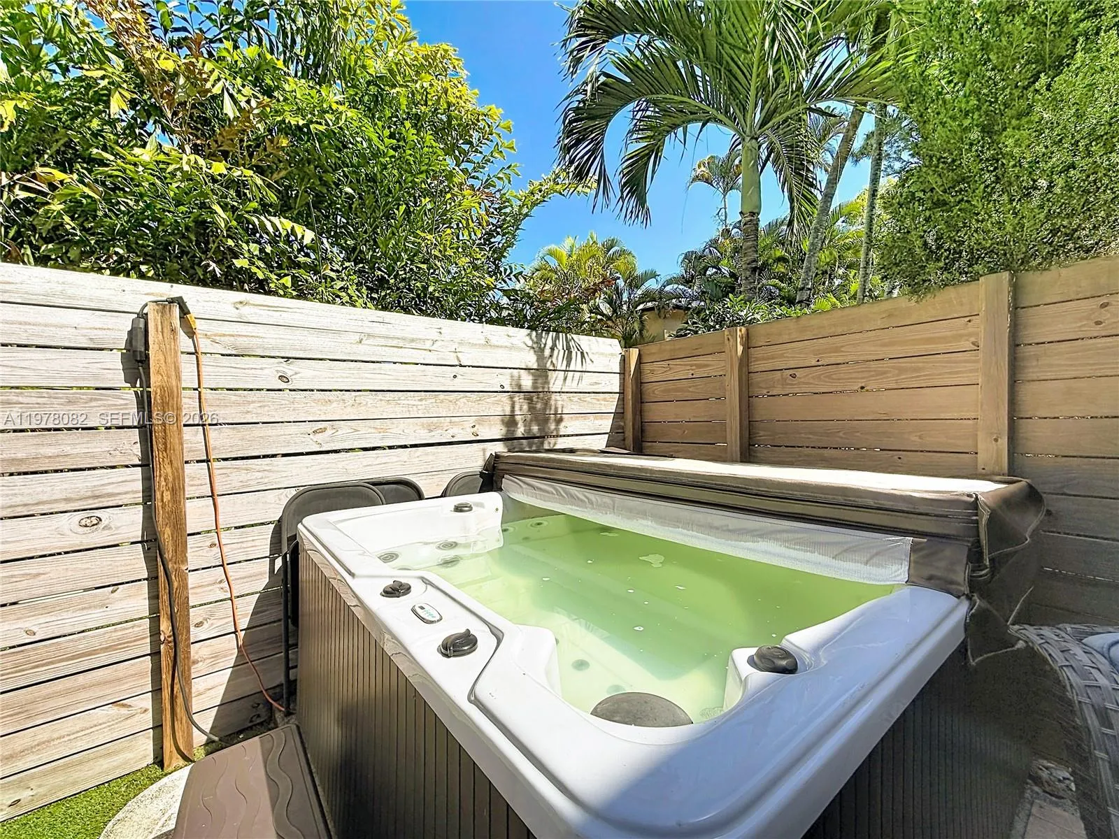 2128 Ne 9th Ave 2128, Wilton Manors, Florida 33305, Wilton Manors, Florida 33305, 2 Bedrooms Bedrooms, ,2 BathroomsBathrooms,Residential Lease,For Rent,2128 Ne 9th Ave 2128, Wilton Manors, Florida 33305,A11978082
