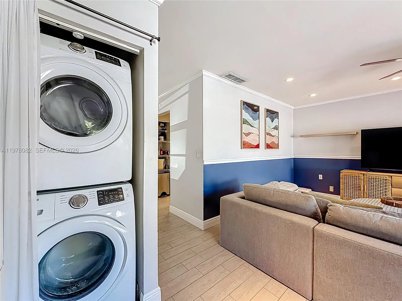 2128 Ne 9th Ave 2128, Wilton Manors, Florida 33305, Wilton Manors, Florida 33305, 2 Bedrooms Bedrooms, ,2 BathroomsBathrooms,Residential Lease,For Rent,2128 Ne 9th Ave 2128, Wilton Manors, Florida 33305,A11978082