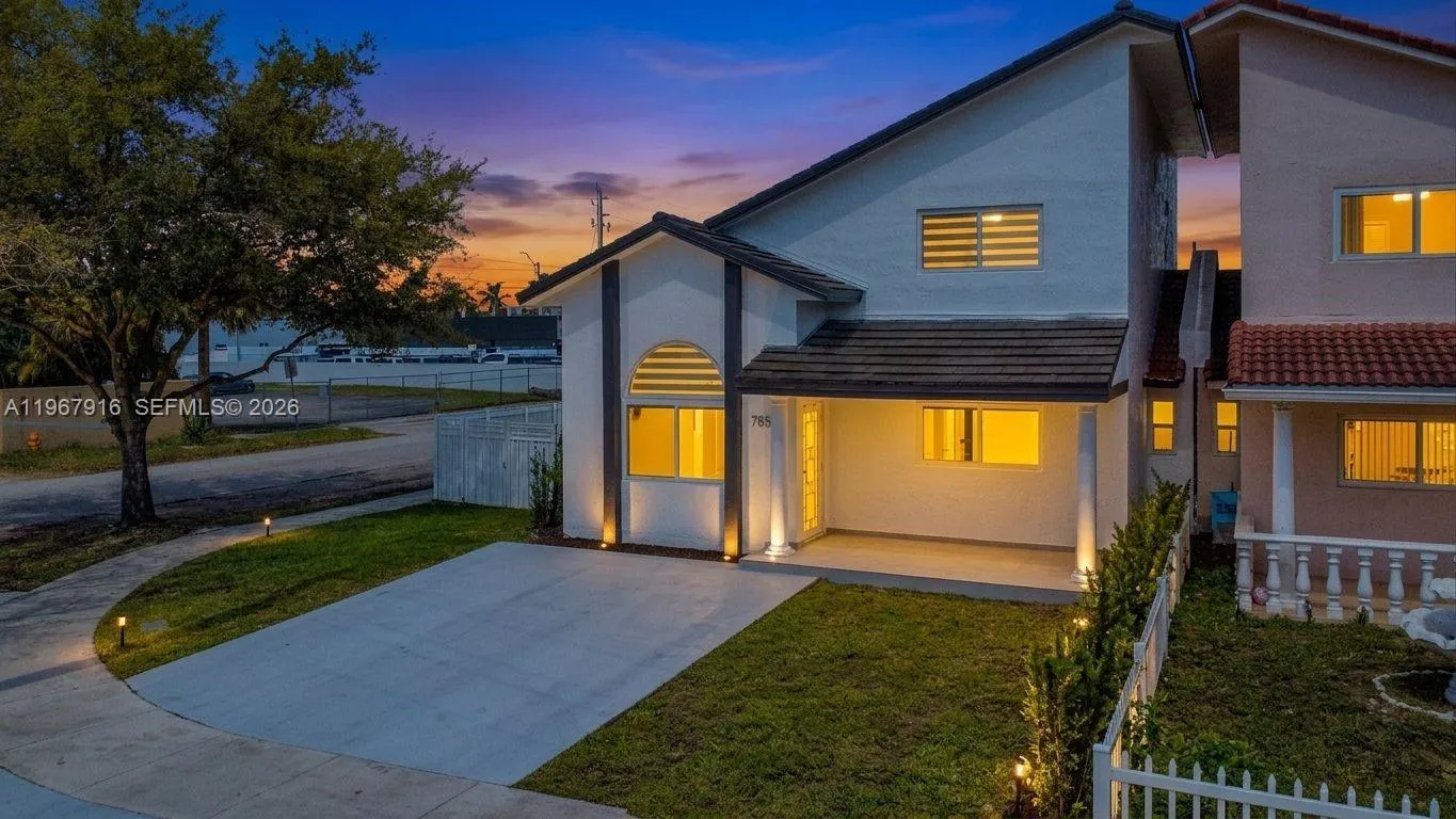 7893 Sw 9th Ter, Miami, Florida 33144, Miami, Florida 33155, 4 Bedrooms Bedrooms, ,3 BathroomsBathrooms,Residential,For Sale,7893 Sw 9th Ter, Miami, Florida 33144,A11967916
