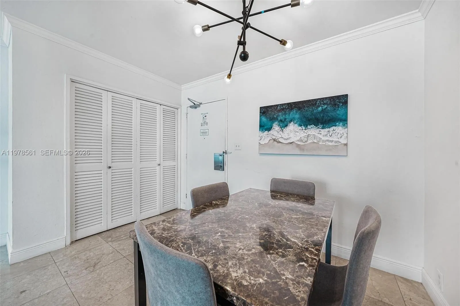 5101 Collins Ave 11k, Miami Beach, Florida 33140, Miami Beach, Florida 33140, 2 Bedrooms Bedrooms, ,2 BathroomsBathrooms,Residential Lease,For Rent,5101 Collins Ave 11k, Miami Beach, Florida 33140,A11978561