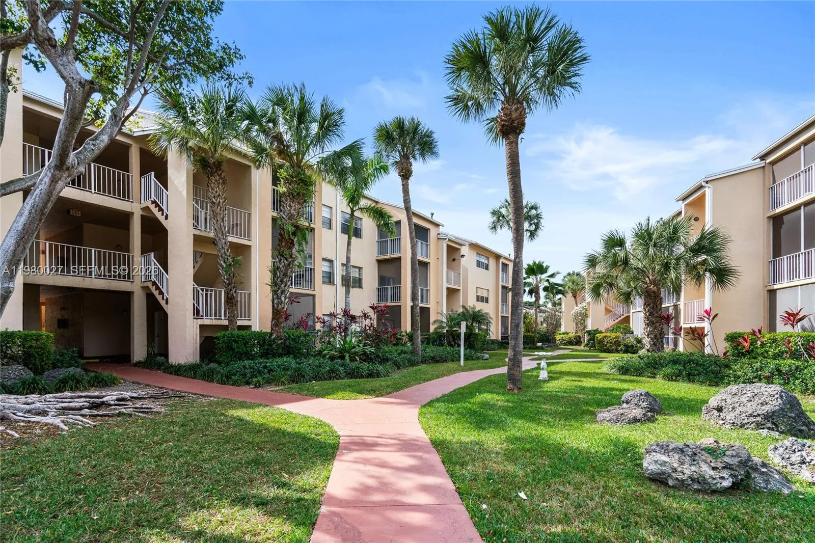 15295 Sw 106th Ln 717, Miami, Florida 33196, Miami, Florida 33196, 1 Bedroom Bedrooms, ,1 BathroomBathrooms,Residential Lease,For Rent,15295 Sw 106th Ln 717, Miami, Florida 33196,A11980027