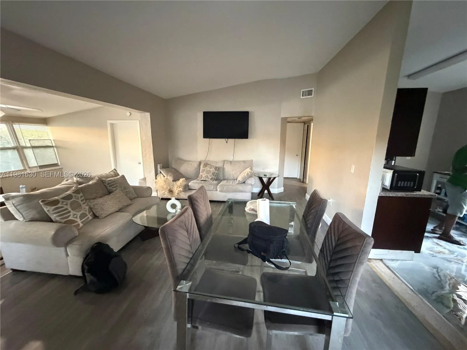 354 Ne 173rd St, North Miami Beach, Florida 33162, North Miami Beach, Florida 33162, 3 Bedrooms Bedrooms, ,2 BathroomsBathrooms,Residential,For Sale,354 Ne 173rd St, North Miami Beach, Florida 33162,A11981630