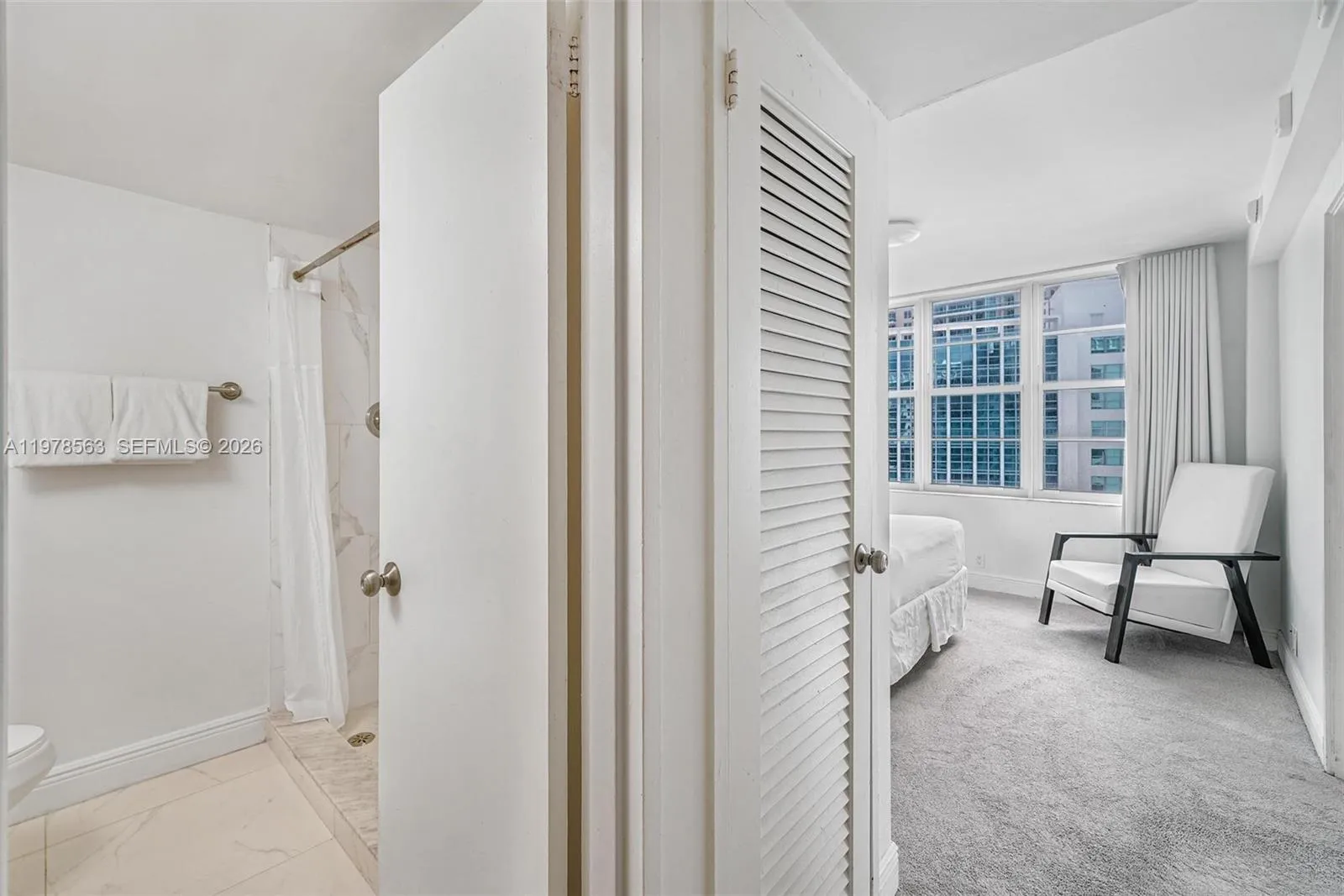 5101 Collins Ave 11m, Miami Beach, Florida 33140, Miami Beach, Florida 33140, 2 Bedrooms Bedrooms, ,2 BathroomsBathrooms,Residential Lease,For Rent,5101 Collins Ave 11m, Miami Beach, Florida 33140,A11978563