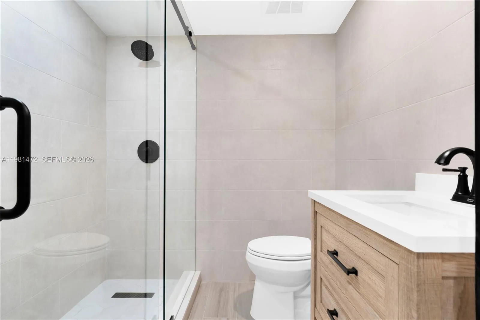 Hialeah Gardens, Florida 33018, 3 Bedrooms Bedrooms, ,3 BathroomsBathrooms,Residential,For Sale,A11981472