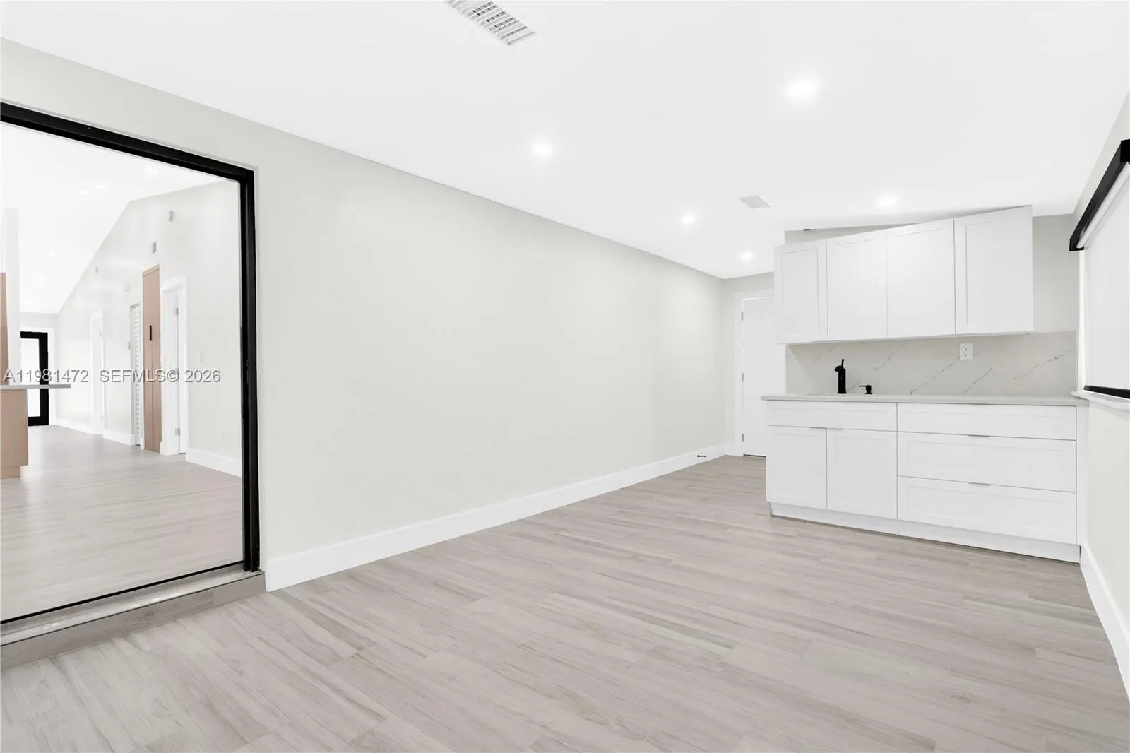 Hialeah Gardens, Florida 33018, 3 Bedrooms Bedrooms, ,3 BathroomsBathrooms,Residential,For Sale,A11981472