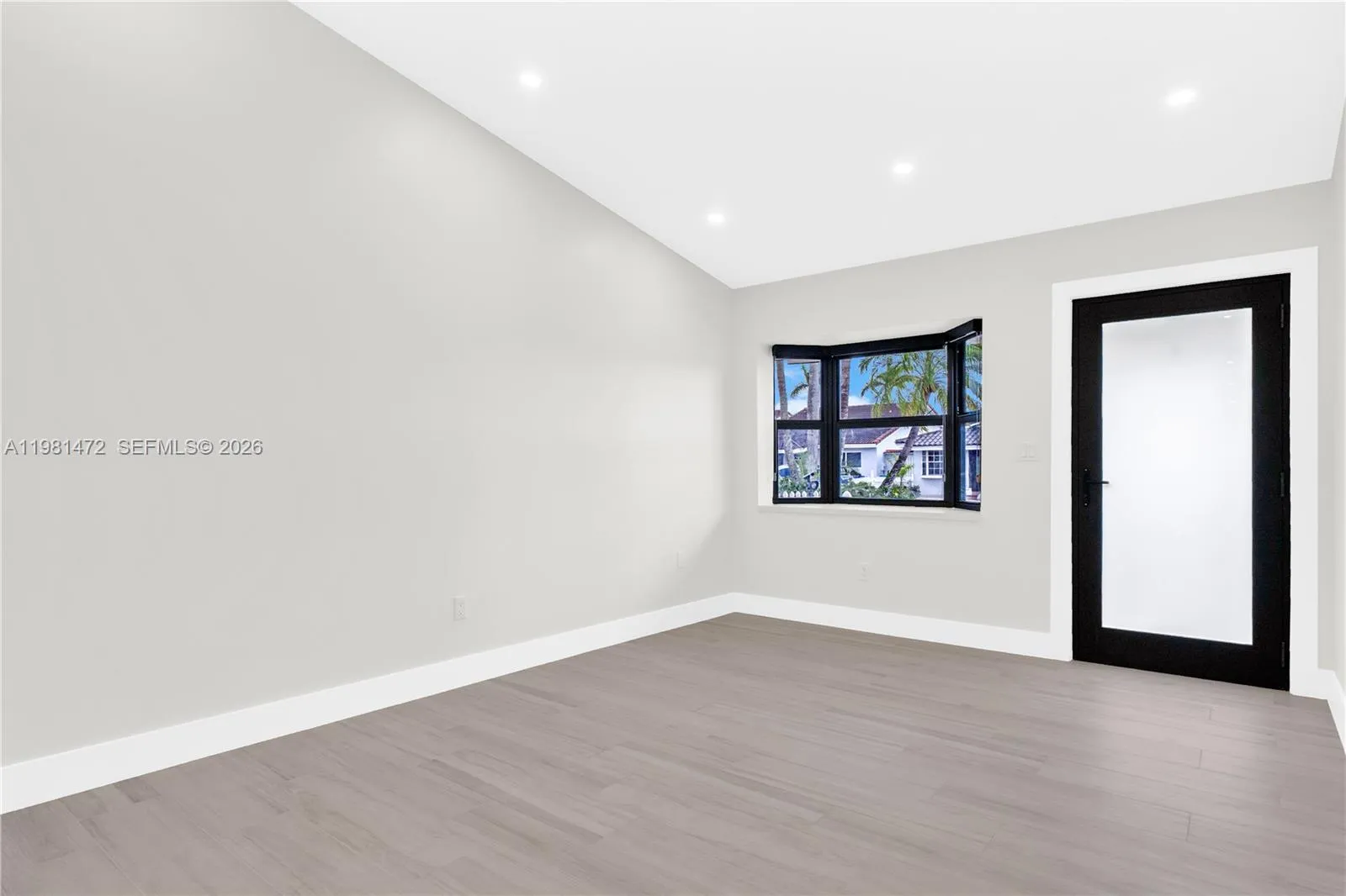 Hialeah Gardens, Florida 33018, 3 Bedrooms Bedrooms, ,3 BathroomsBathrooms,Residential,For Sale,A11981472