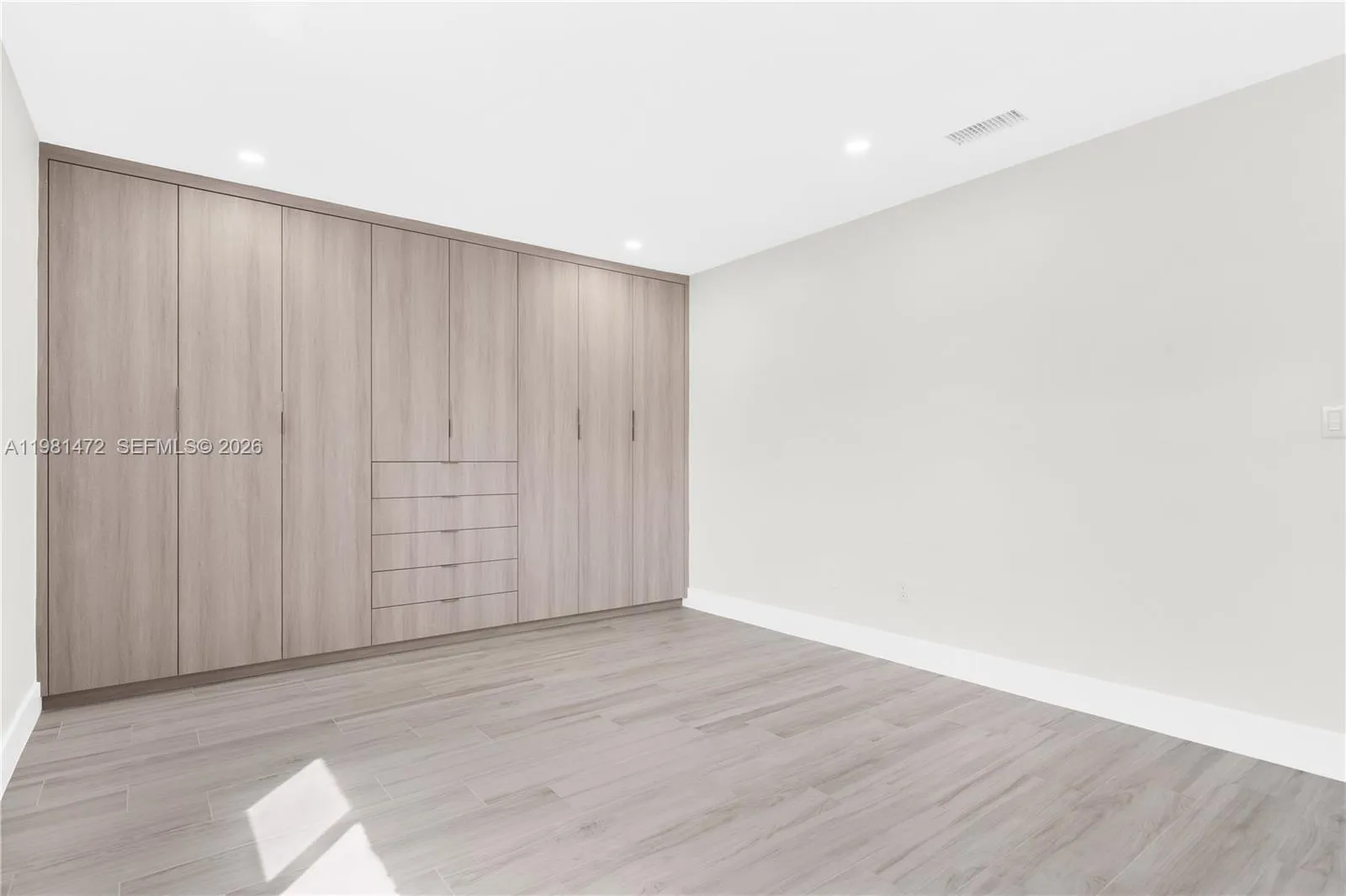 Hialeah Gardens, Florida 33018, 3 Bedrooms Bedrooms, ,3 BathroomsBathrooms,Residential,For Sale,A11981472