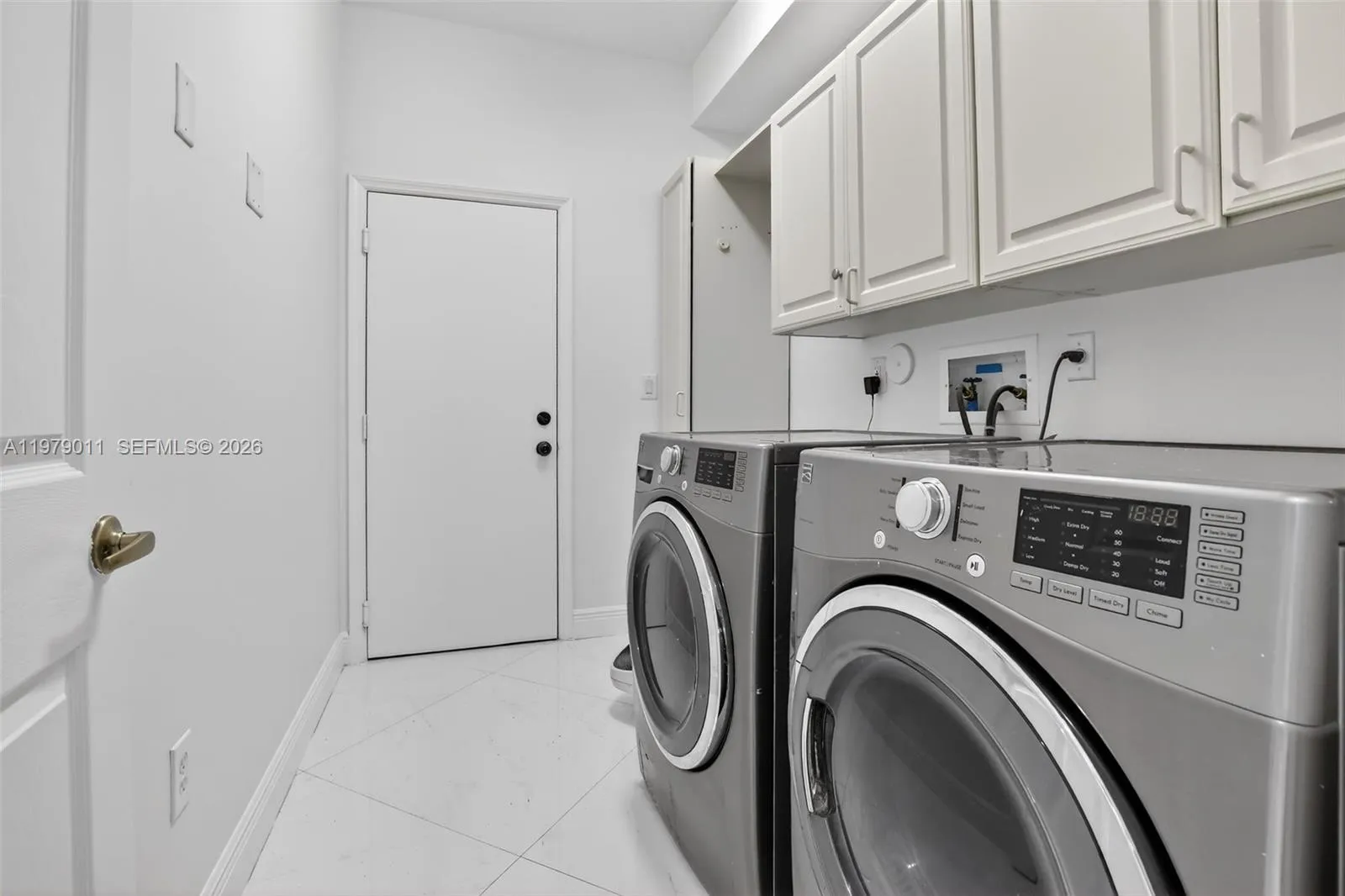 1221 Nw 141st Ave, Pembroke Pines, Florida 33028, Pembroke Pines, Florida 33028, 5 Bedrooms Bedrooms, ,3 BathroomsBathrooms,Residential,For Sale,1221 Nw 141st Ave, Pembroke Pines, Florida 33028,A11979011