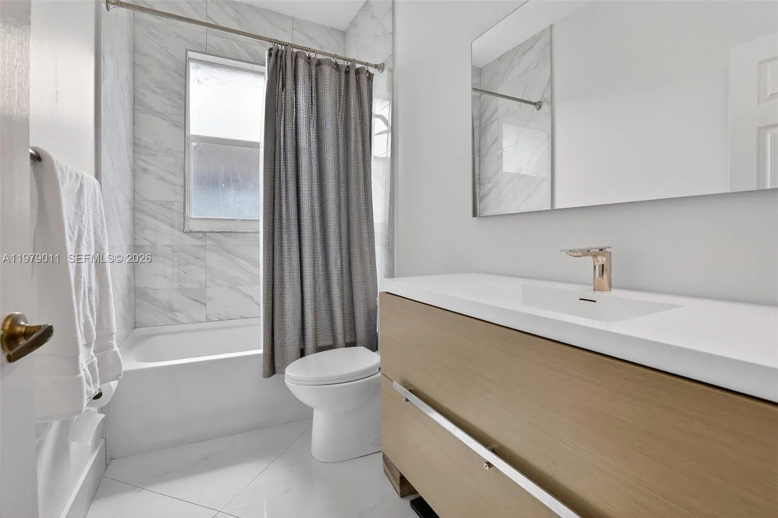 1221 Nw 141st Ave, Pembroke Pines, Florida 33028, Pembroke Pines, Florida 33028, 5 Bedrooms Bedrooms, ,3 BathroomsBathrooms,Residential,For Sale,1221 Nw 141st Ave, Pembroke Pines, Florida 33028,A11979011