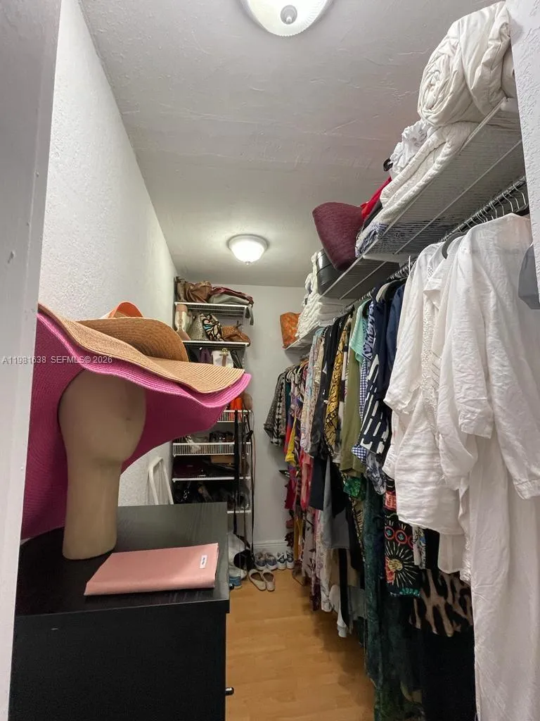 10350 W Bay Harbor Dr 7n, Bay Harbor Islands, Flor, Bay Harbor Islands, Florida 33154, 1 Bedroom Bedrooms, ,1 BathroomBathrooms,Residential,For Sale,10350 W Bay Harbor Dr 7n, Bay Harbor Islands, Flor,A11981638