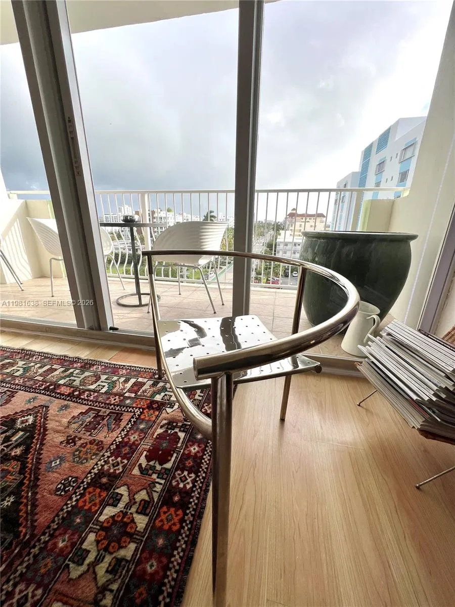 10350 W Bay Harbor Dr 7n, Bay Harbor Islands, Flor, Bay Harbor Islands, Florida 33154, 1 Bedroom Bedrooms, ,1 BathroomBathrooms,Residential,For Sale,10350 W Bay Harbor Dr 7n, Bay Harbor Islands, Flor,A11981638