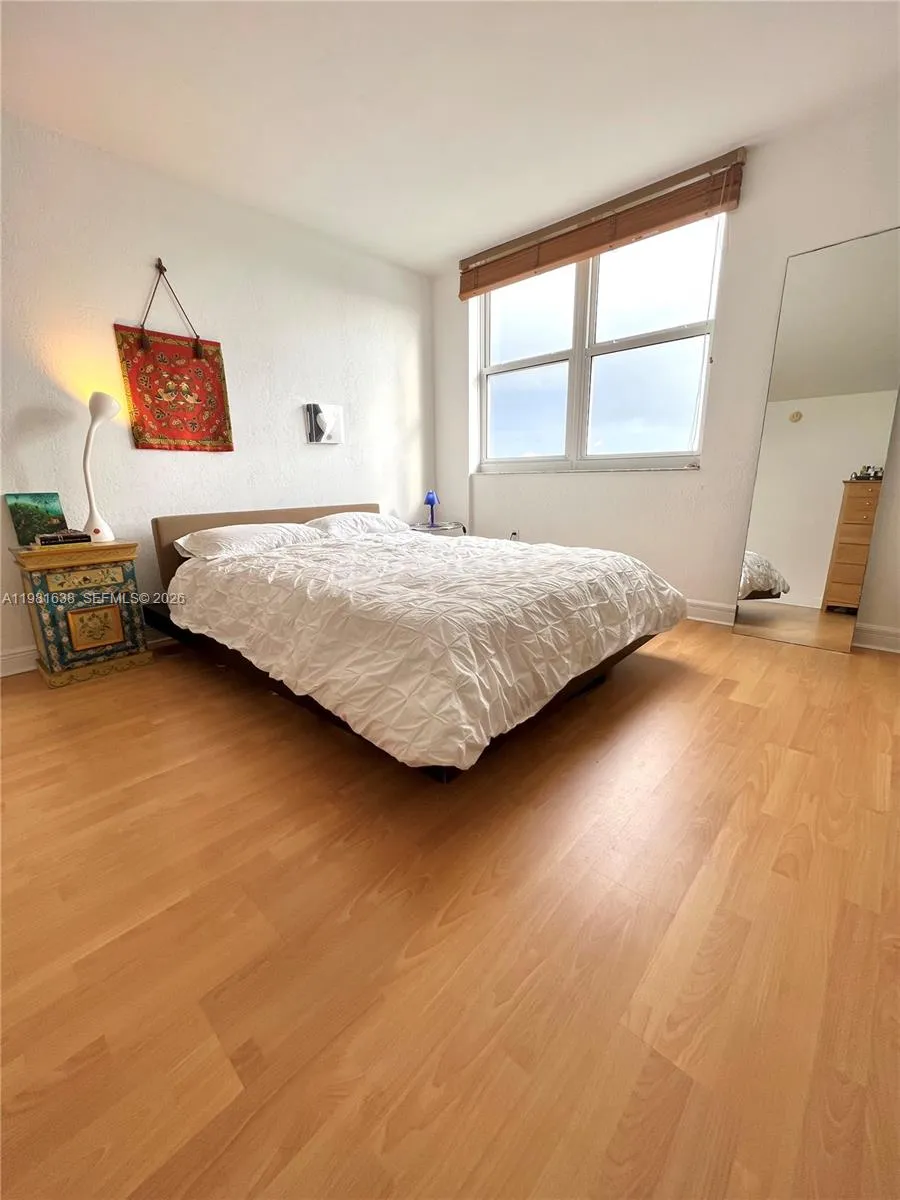 10350 W Bay Harbor Dr 7n, Bay Harbor Islands, Flor, Bay Harbor Islands, Florida 33154, 1 Bedroom Bedrooms, ,1 BathroomBathrooms,Residential,For Sale,10350 W Bay Harbor Dr 7n, Bay Harbor Islands, Flor,A11981638