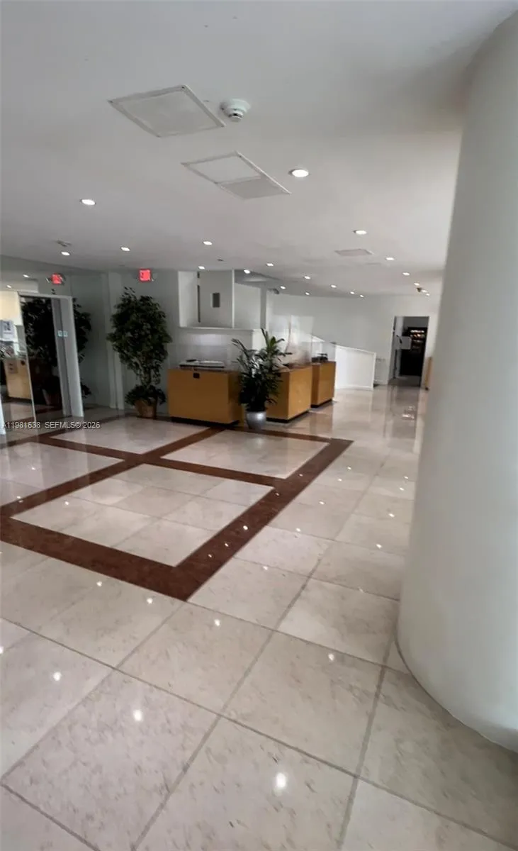 10350 W Bay Harbor Dr 7n, Bay Harbor Islands, Flor, Bay Harbor Islands, Florida 33154, 1 Bedroom Bedrooms, ,1 BathroomBathrooms,Residential,For Sale,10350 W Bay Harbor Dr 7n, Bay Harbor Islands, Flor,A11981638