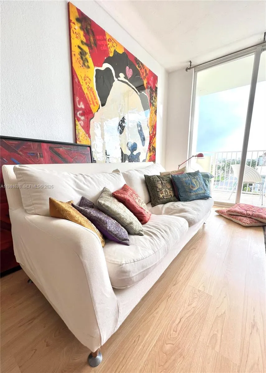 10350 W Bay Harbor Dr 7n, Bay Harbor Islands, Flor, Bay Harbor Islands, Florida 33154, 1 Bedroom Bedrooms, ,1 BathroomBathrooms,Residential,For Sale,10350 W Bay Harbor Dr 7n, Bay Harbor Islands, Flor,A11981638