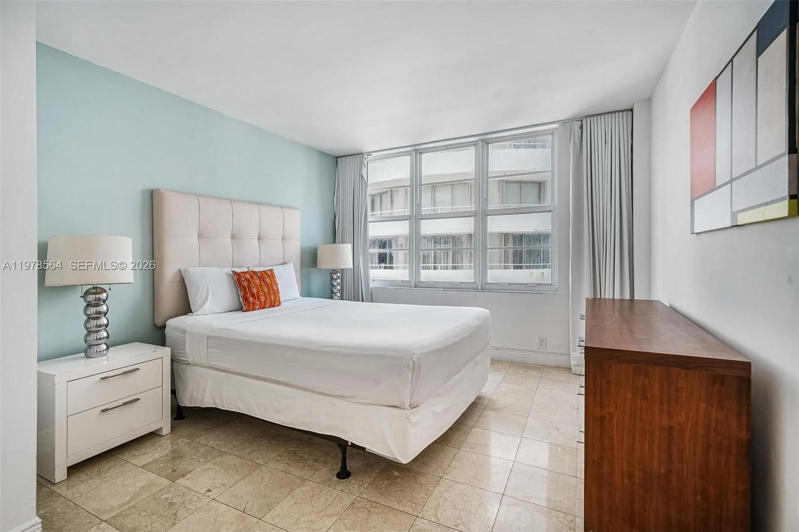 5101 Collins Ave 11b, Miami Beach, Florida 33140, Miami Beach, Florida 33140, 3 Bedrooms Bedrooms, ,2 BathroomsBathrooms,Residential Lease,For Rent,5101 Collins Ave 11b, Miami Beach, Florida 33140,A11978564
