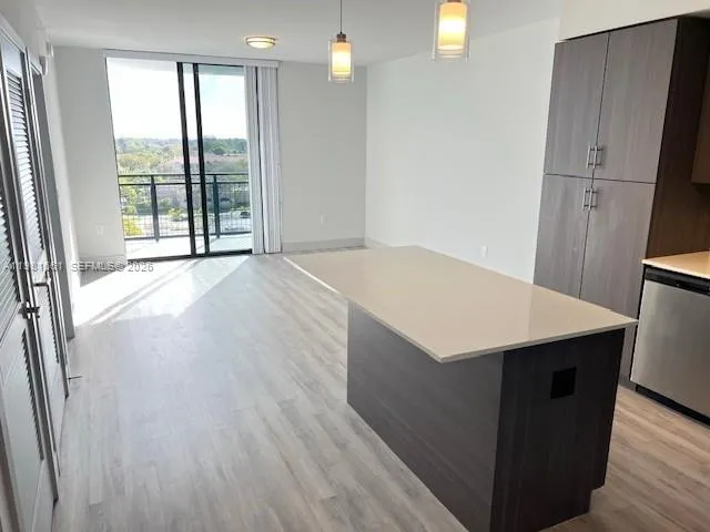 9000 Ramblewood Dr 717, Coral Springs, Florida 330, Coral Springs, Florida 33071, 1 Bedroom Bedrooms, ,1 BathroomBathrooms,Residential Lease,For Rent,9000 Ramblewood Dr 717, Coral Springs, Florida 330,A11981661