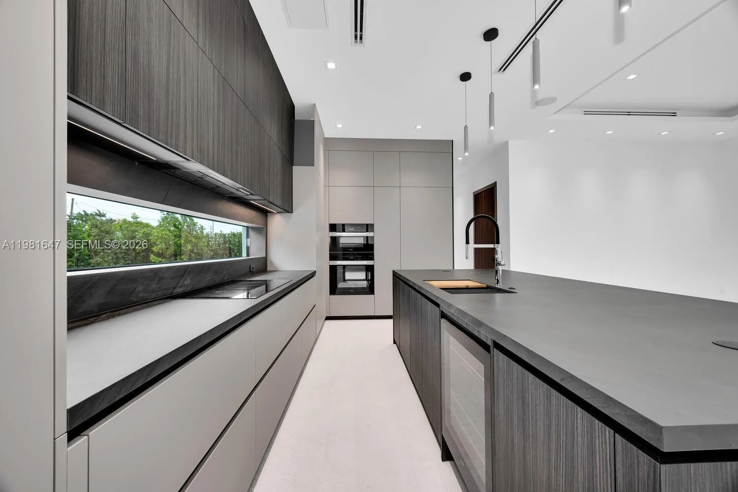 4231 Sw 11th St, Miami, Florida 33134, Miami, Florida 33134, 5 Bedrooms Bedrooms, ,6 BathroomsBathrooms,Residential,For Sale,4231 Sw 11th St, Miami, Florida 33134,A11981647