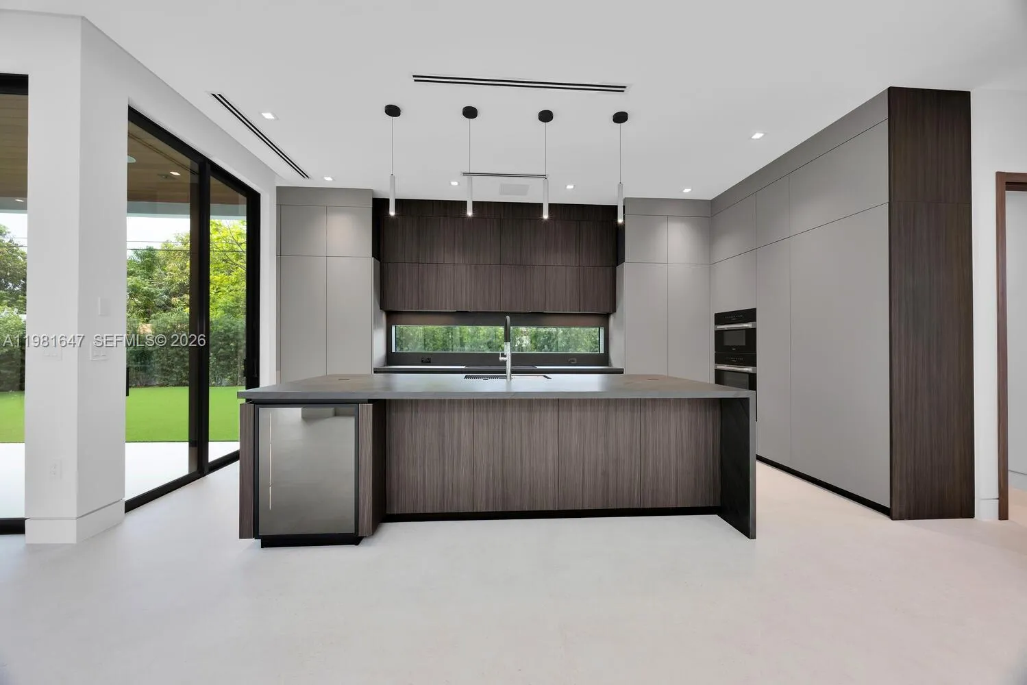 4231 Sw 11th St, Miami, Florida 33134, Miami, Florida 33134, 5 Bedrooms Bedrooms, ,6 BathroomsBathrooms,Residential,For Sale,4231 Sw 11th St, Miami, Florida 33134,A11981647