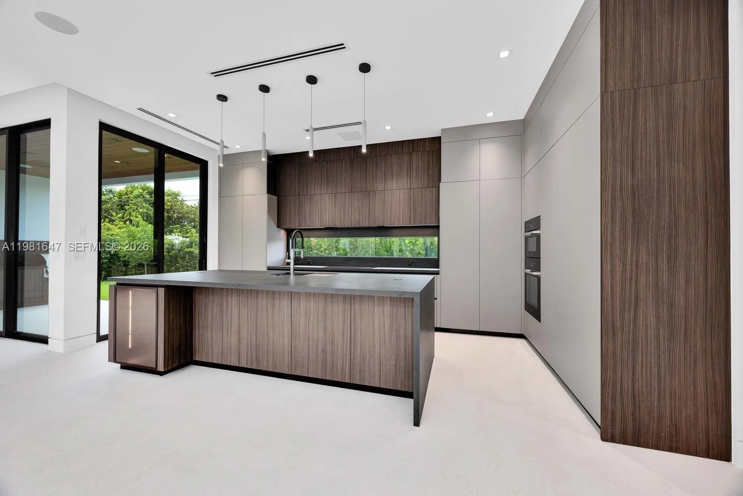 4231 Sw 11th St, Miami, Florida 33134, Miami, Florida 33134, 5 Bedrooms Bedrooms, ,6 BathroomsBathrooms,Residential,For Sale,4231 Sw 11th St, Miami, Florida 33134,A11981647
